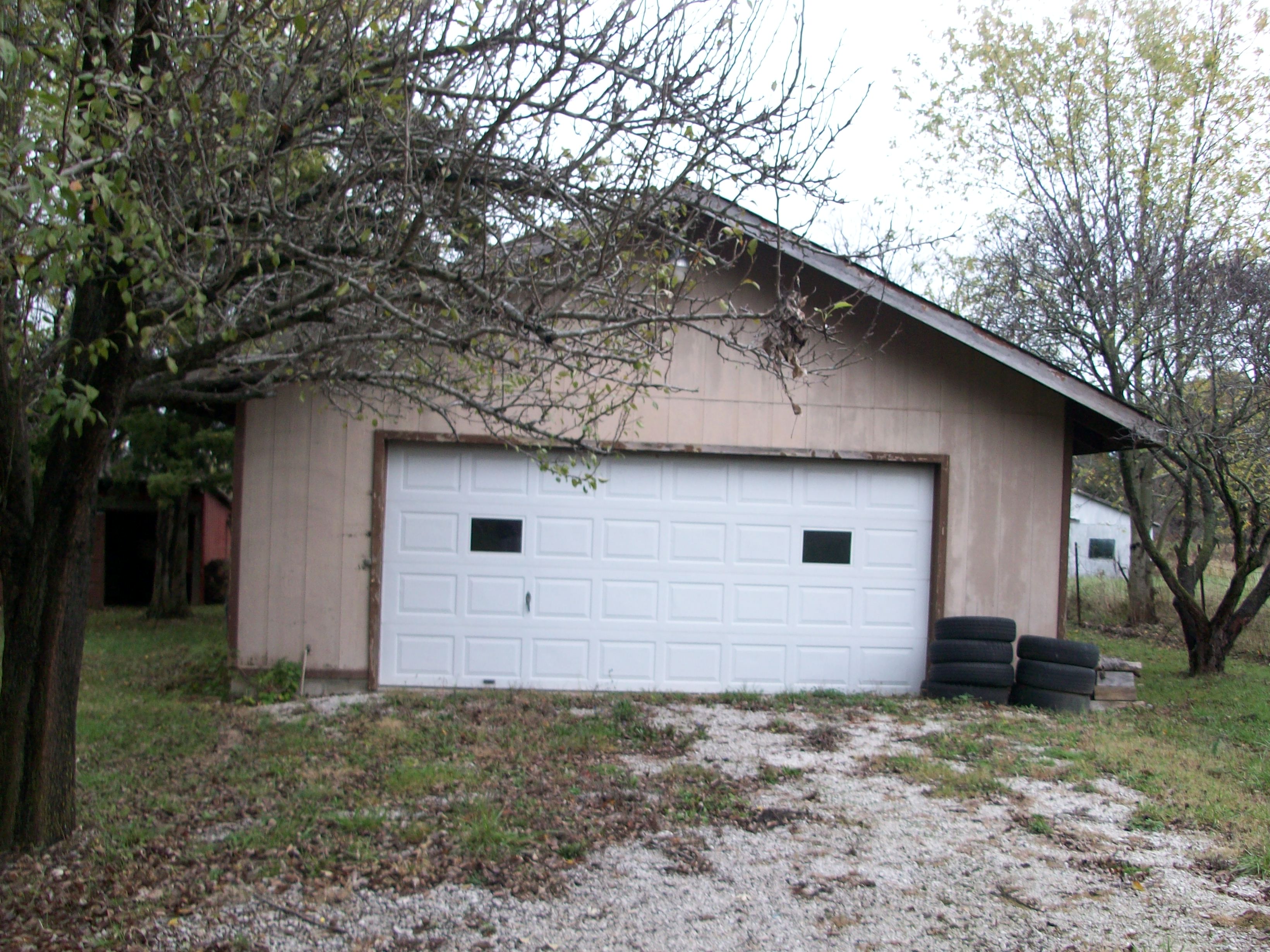 11734 N FR 119, Brighton, MO 65617