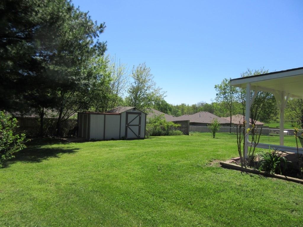 5816 South Lilac Lane, Battlefield, MO 65619