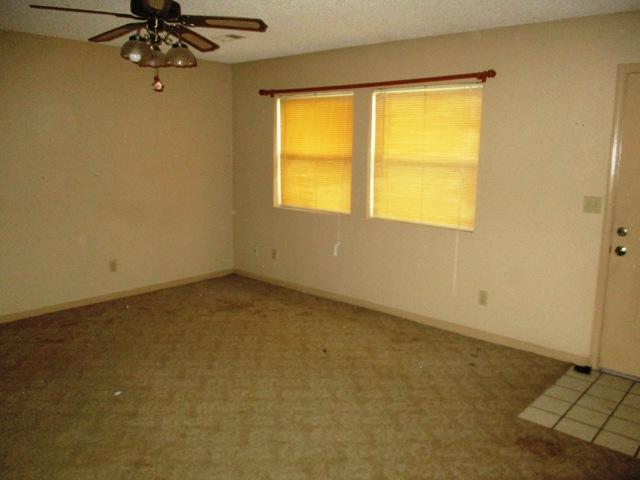 5446 South 244th Road, Buffalo, MO 65622