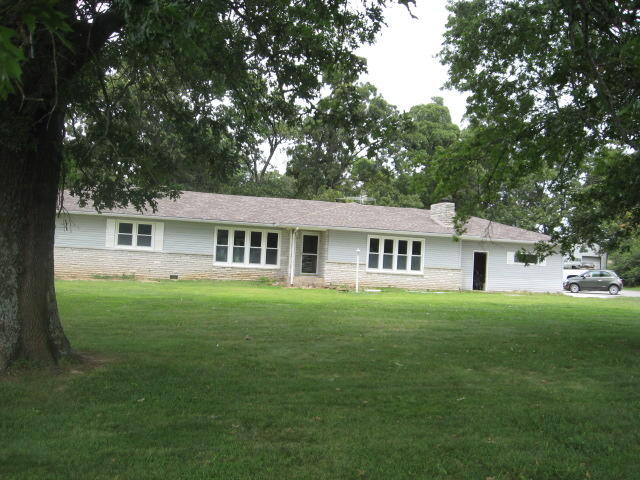 305 State Highway 32, Buffalo, MO 65622