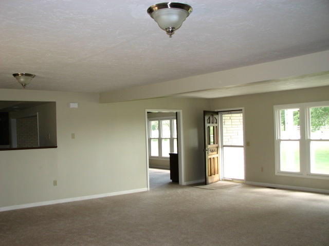 305 State Highway 32, Buffalo, MO 65622