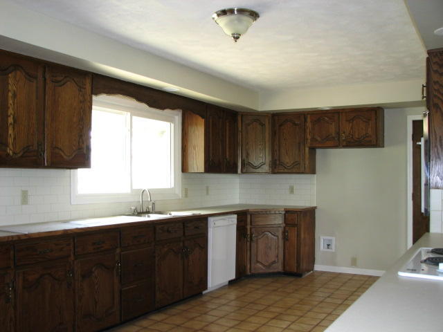 305 State Highway 32, Buffalo, MO 65622