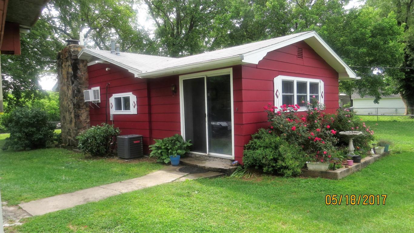 2008 Main Street, Cassville, MO 65625