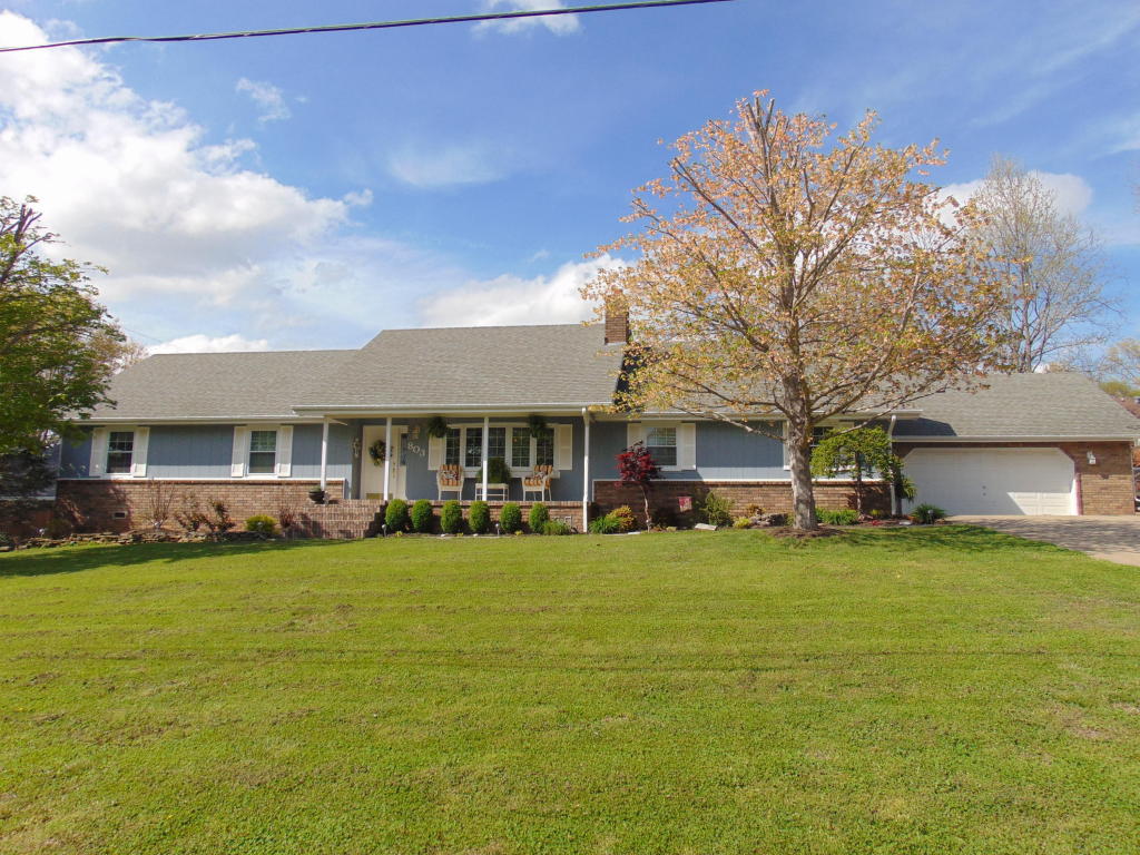 803 Hickory Street, Cassville, United States 65625