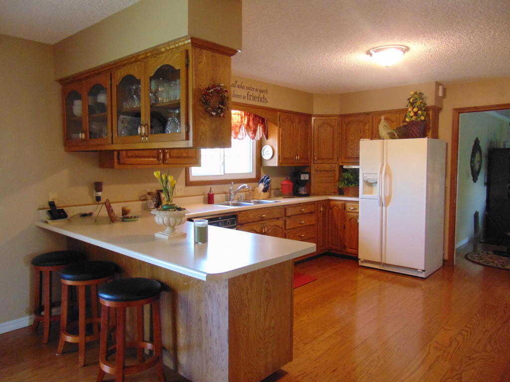 803 Hickory Street, Cassville, United States 65625