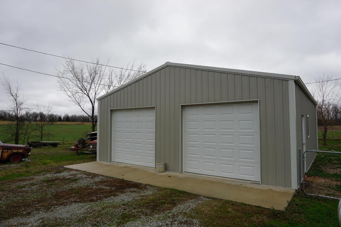 12685 State Rte Ff, Caulfield, MO 65626