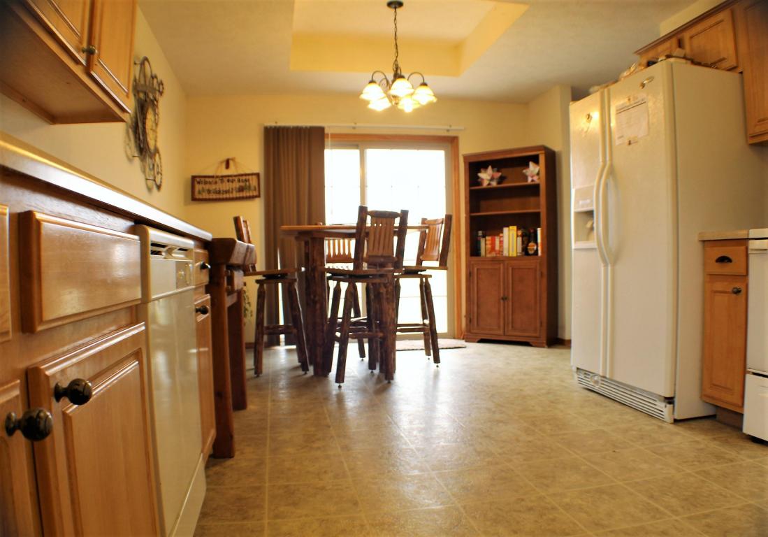 708 West Lake Avenue, Clever, MO 65631