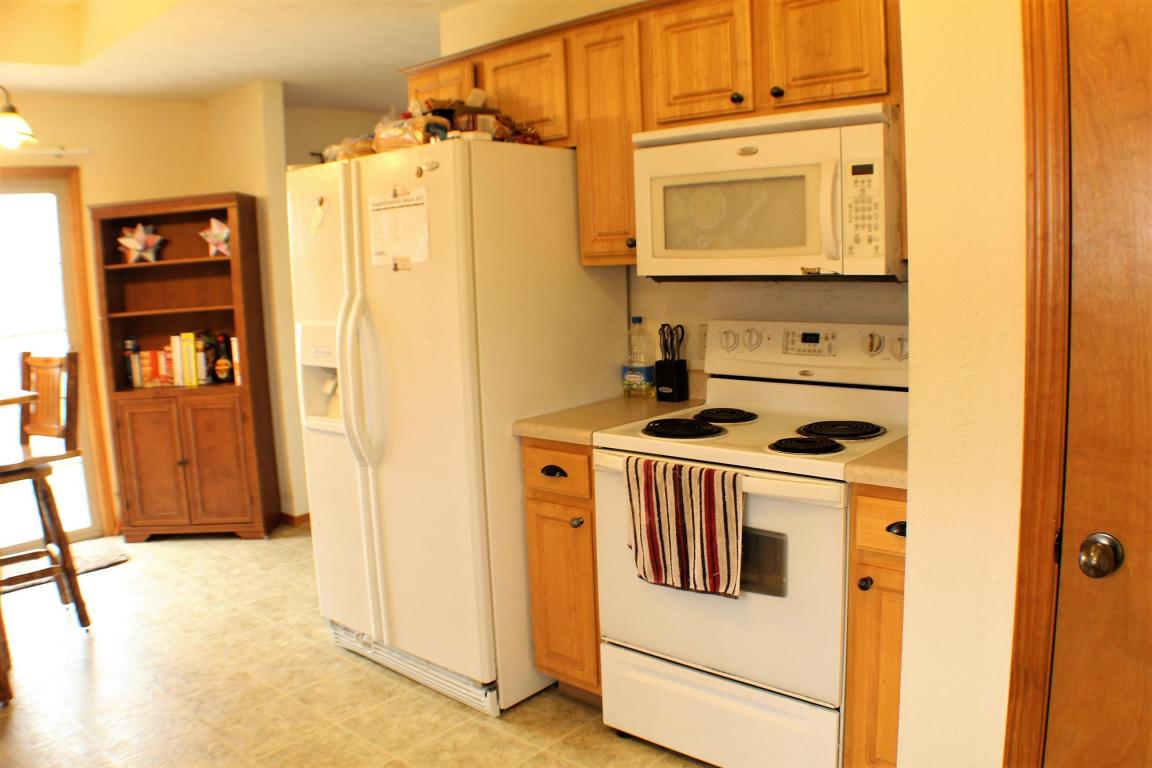 708 West Lake Avenue, Clever, MO 65631