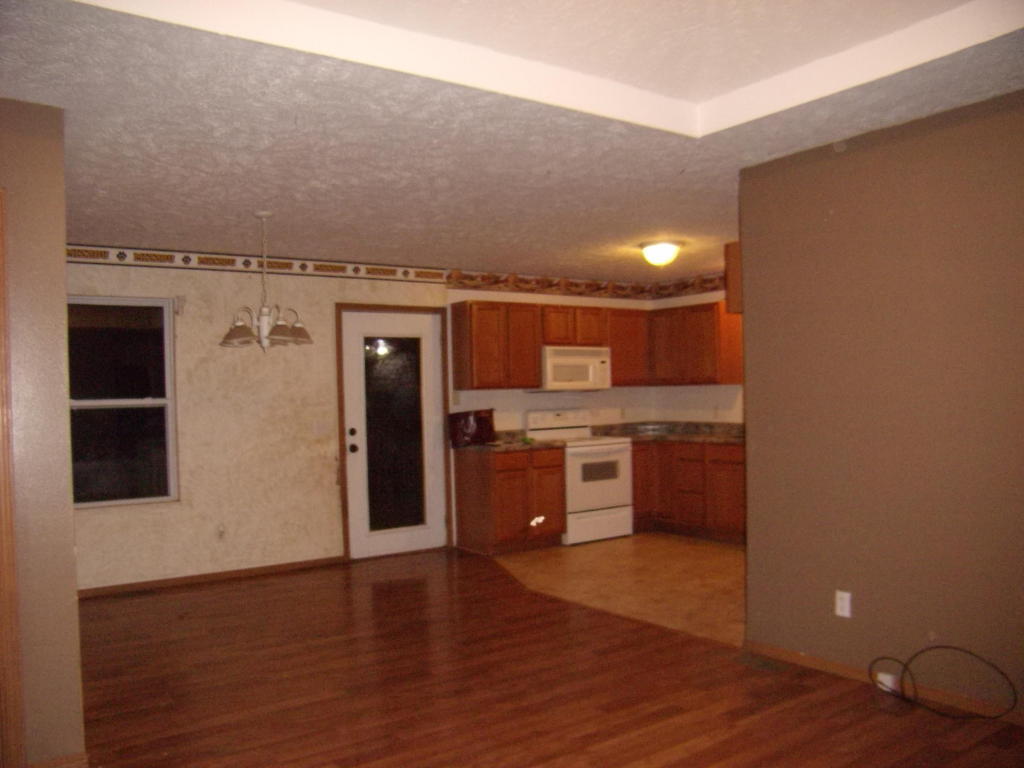 284 E Willow Street, Fair Grove, MO 65648