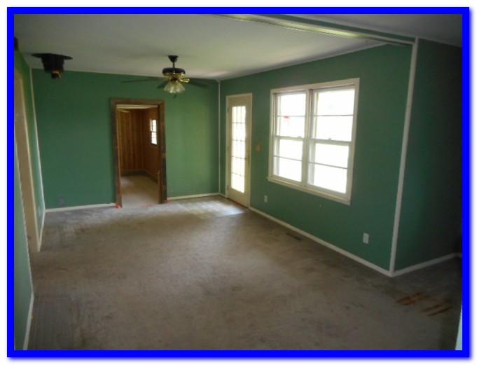 9337 East Farm Road 2, Fair Grove, MO 65648
