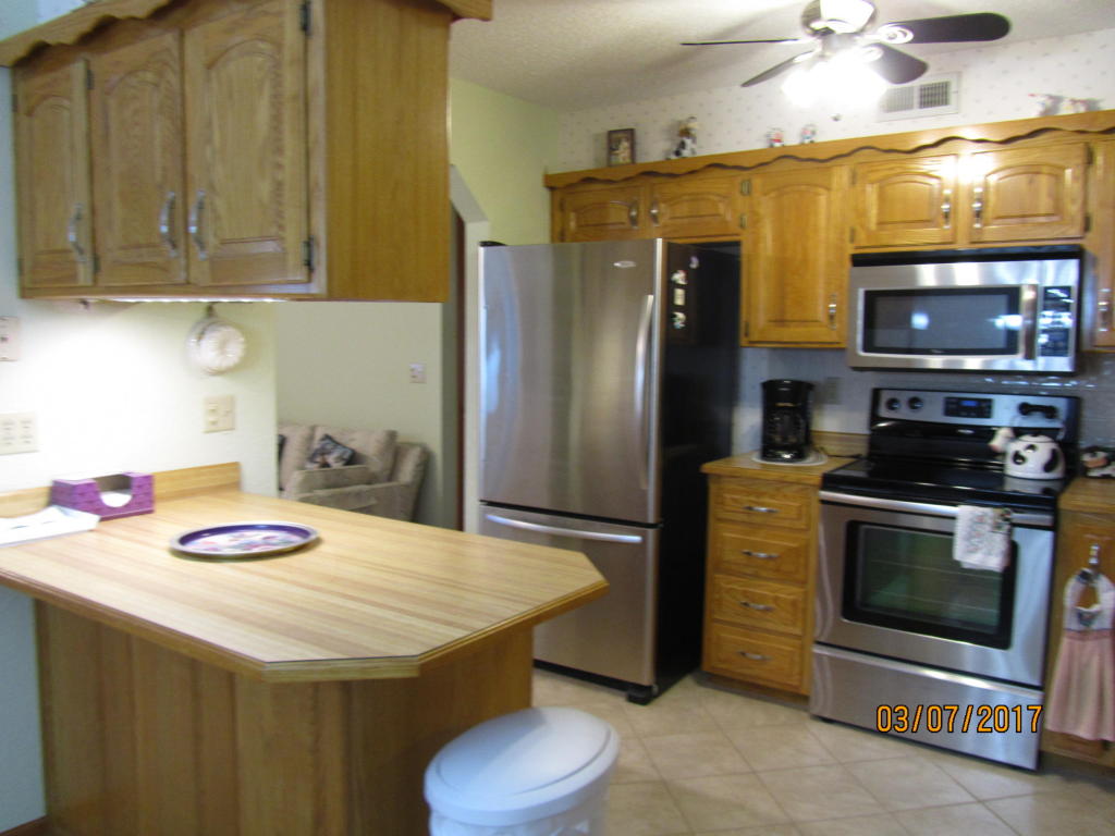 150 Sunken Forest Dr., Forsyth, MO 65653