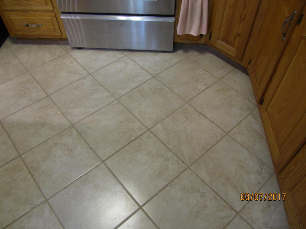 150 Sunken Forest Dr., Forsyth, MO 65653