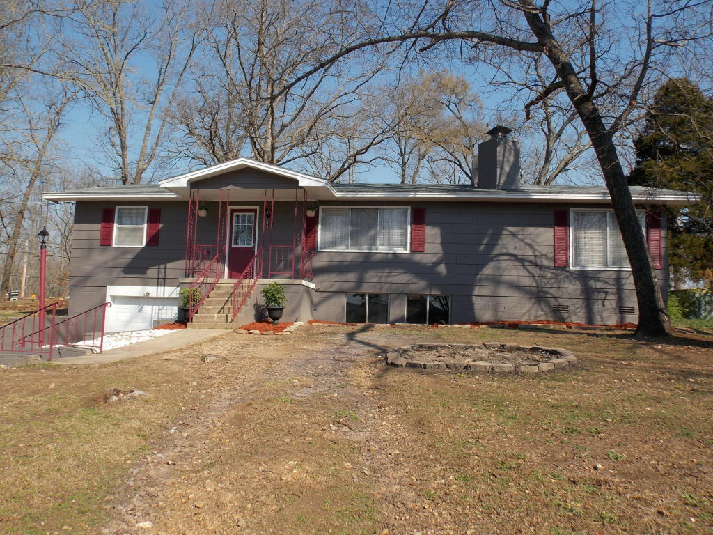 177 Oak Drive, Forsyth, MO 65653
