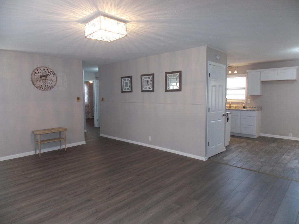 177 Oak Drive, Forsyth, MO 65653