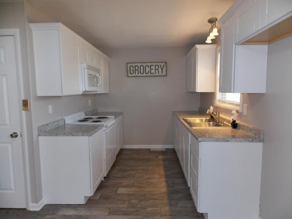 177 Oak Drive, Forsyth, MO 65653