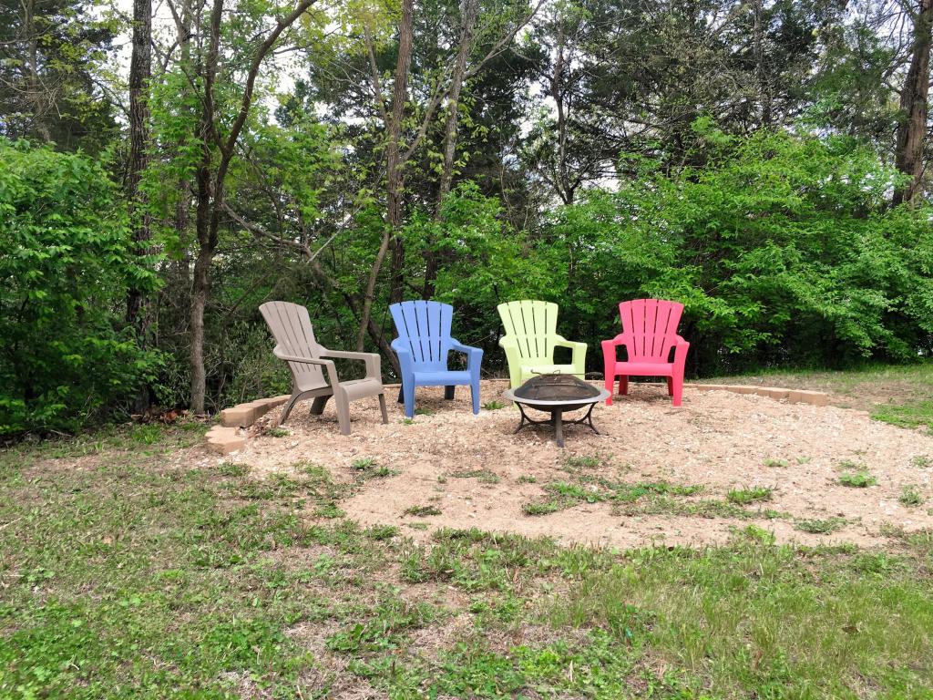 160 Swan Valley Drive, Forsyth, MO 65653
