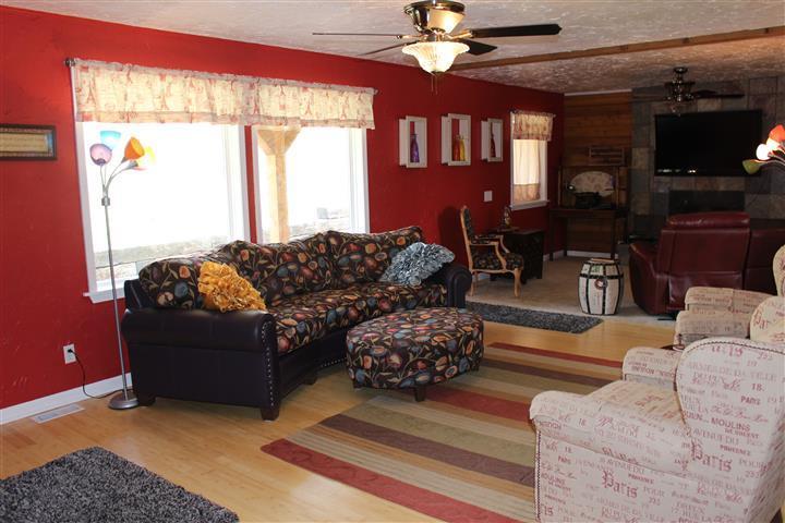 193 Willow Lane, Forsyth, MO 65653
