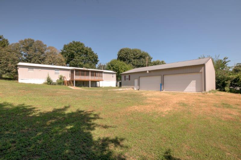 93 Lake Circle Drive, Galena, MO 65656