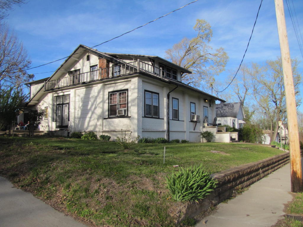 363 West Rolla Street, Hartville, MO 65667