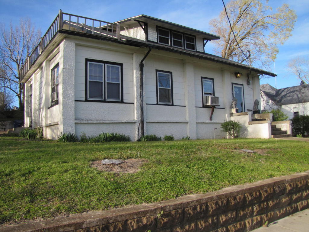 363 West Rolla Street, Hartville, MO 65667