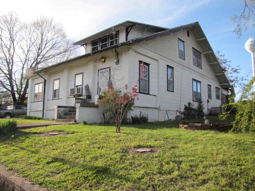 363 West Rolla Street, Hartville, MO 65667