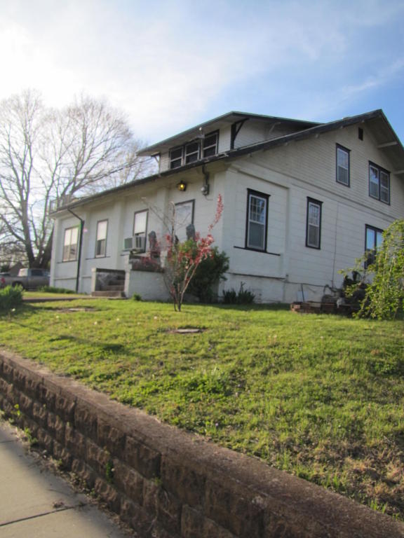 363 West Rolla Street, Hartville, MO 65667