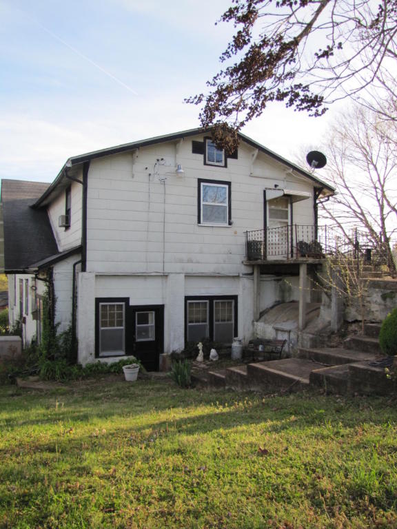 363 West Rolla Street, Hartville, MO 65667