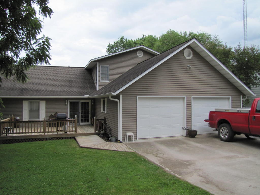 290 West Marshfield Street, Hartville, MO 65667