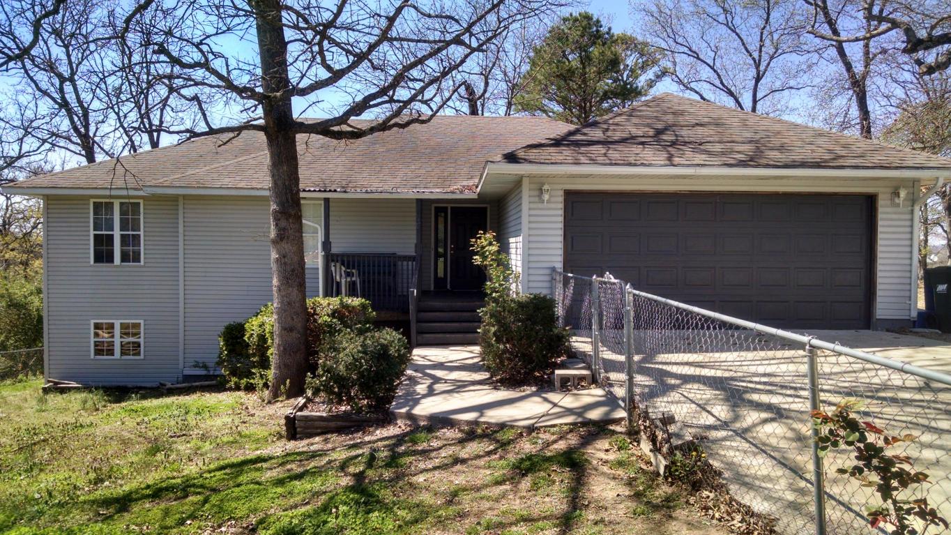 405 Knox Avenue, Hollister, MO 65672