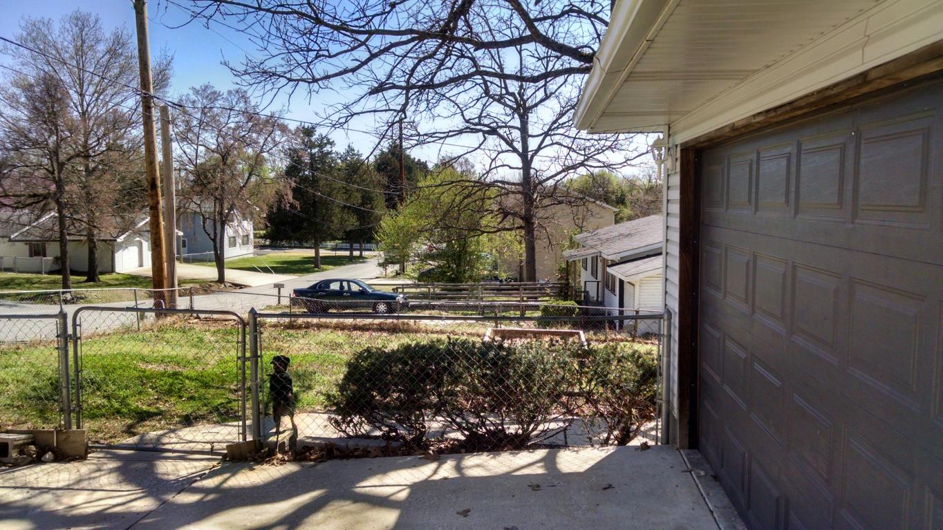 405 Knox Avenue, Hollister, MO 65672