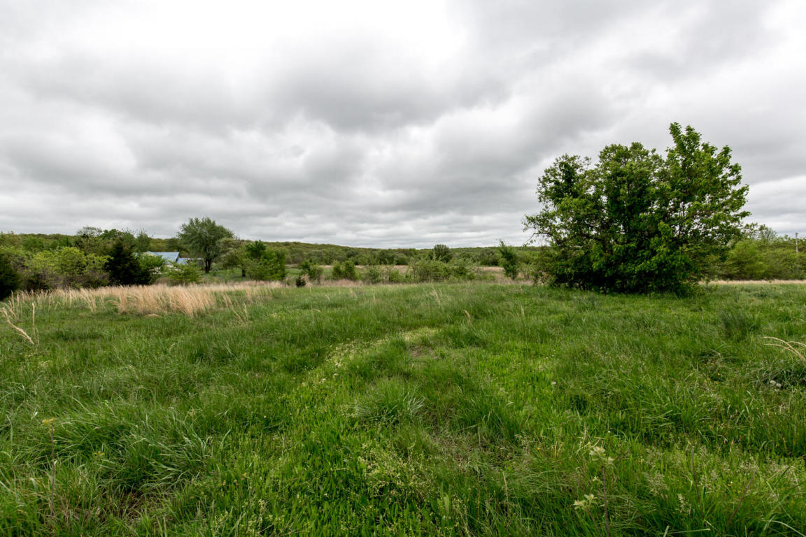 435 East 350th Road, Humansville, MO 65674
