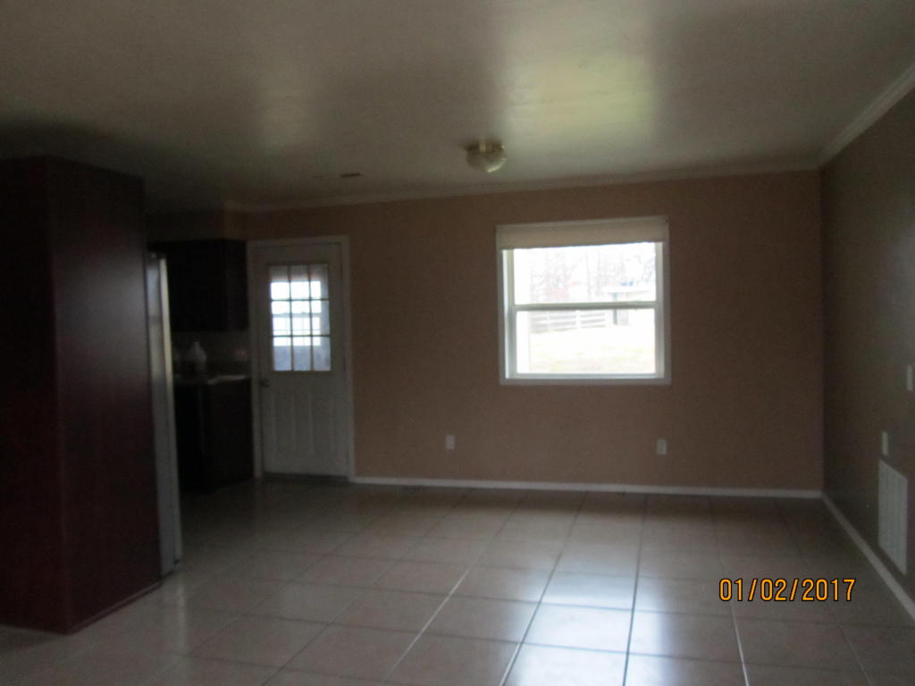198 Brace Hill Rd. Road, Kissee Mills, MO 65680
