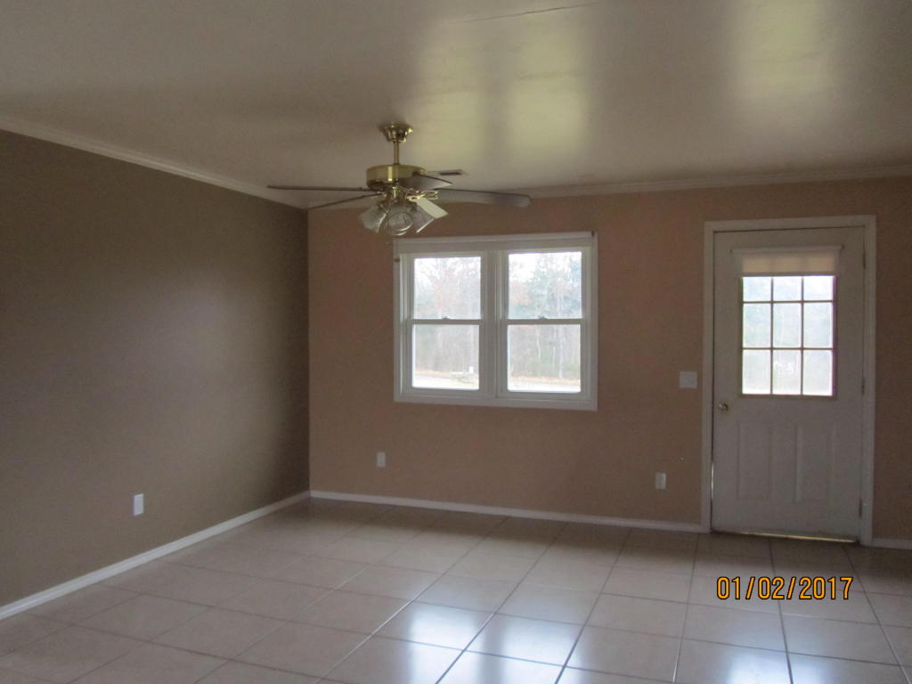 198 Brace Hill Rd. Road, Kissee Mills, MO 65680