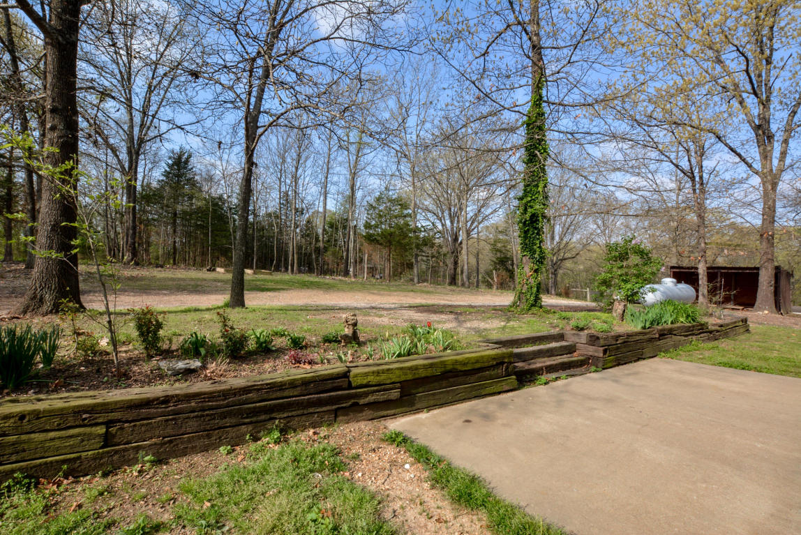 456 Cron Road, Lampe, MO 65681