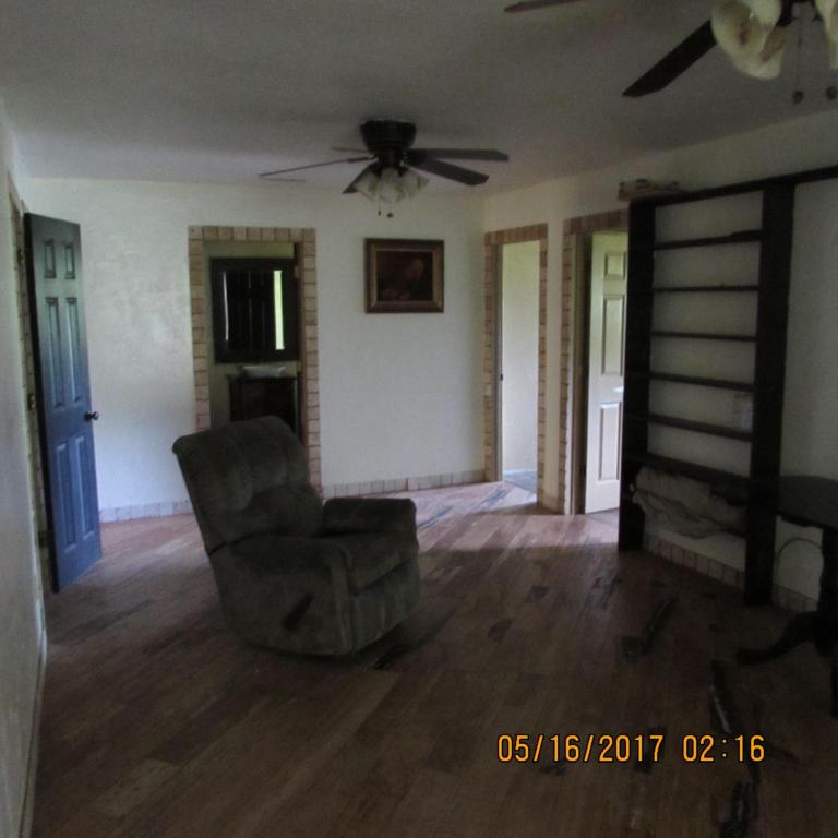 30 Timeline Drive, Lampe, MO 65681