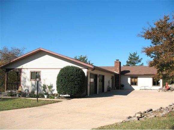 29 Trail Ridge Drive, Kimberling City, MO 65686