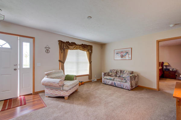 2215 Briarwood, Mansfield, MO 65704