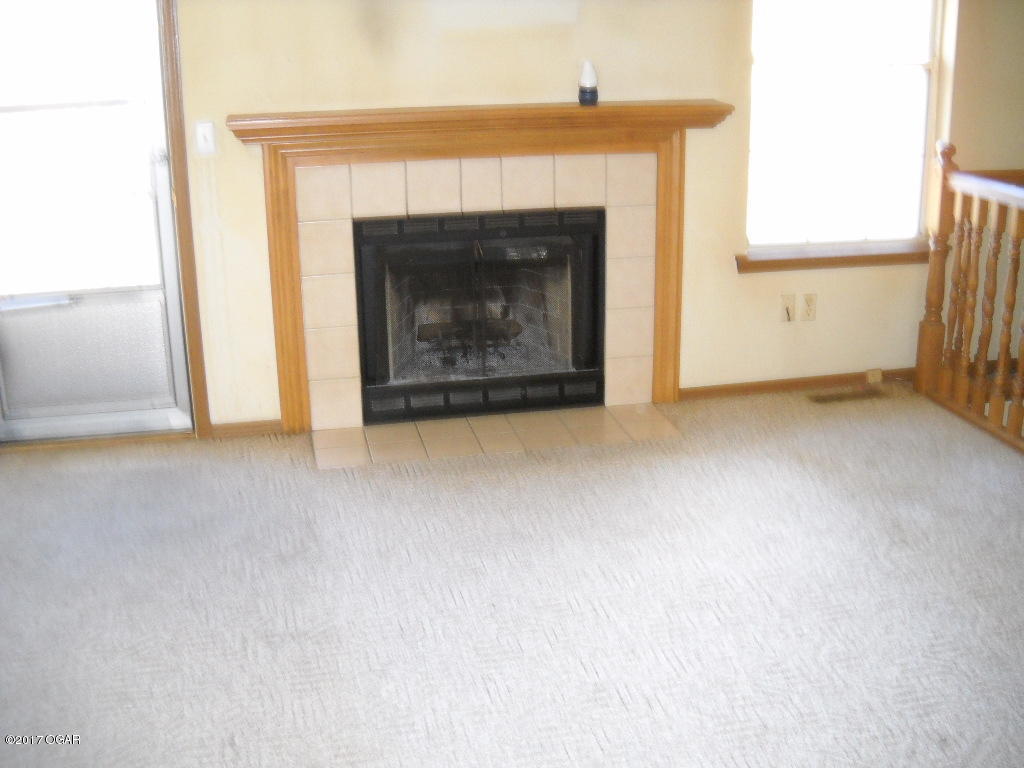 8600 Brookside Circle, Monett, MO 65708