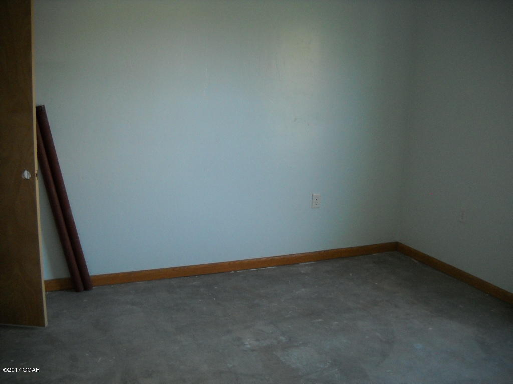 8600 Brookside Circle, Monett, MO 65708