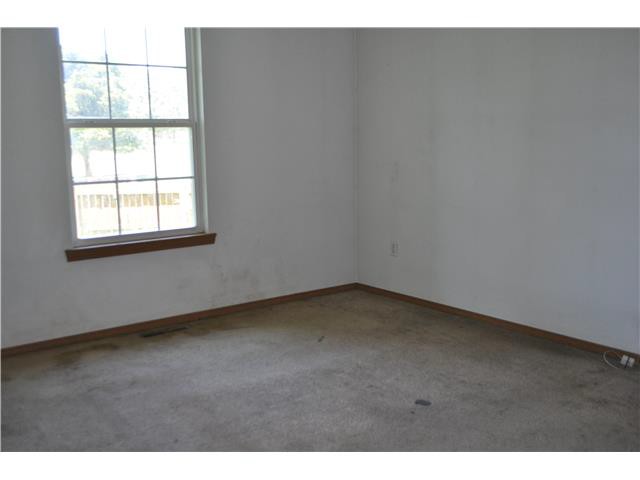 8700 Brookside CirMonett, MO, 65708Lawrence County