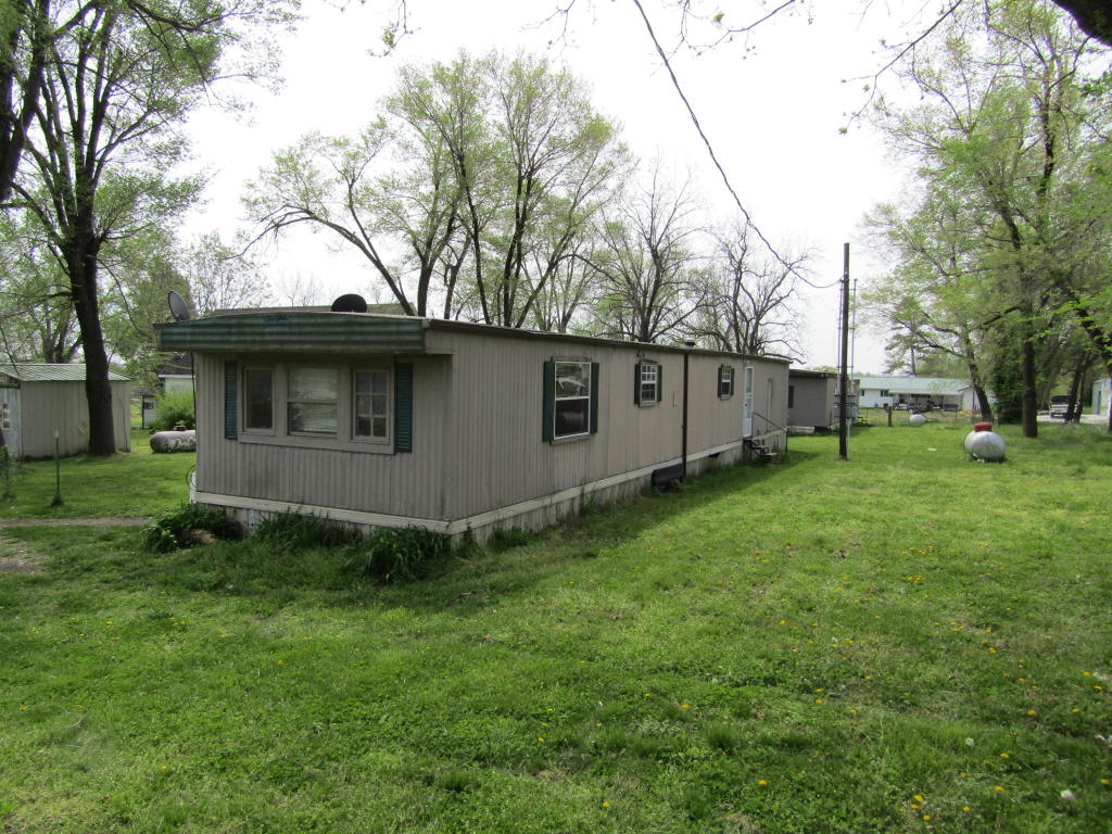 5307/5317 East Avenue, Morrisville, MO 65710