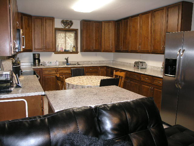 4814 Gravel Point Rd, Mountain Grove, MO 65711