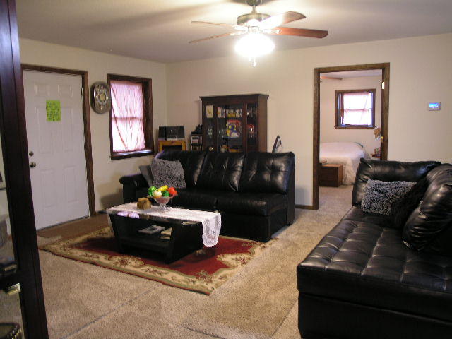 4814 Gravel Point Rd, Mountain Grove, MO 65711