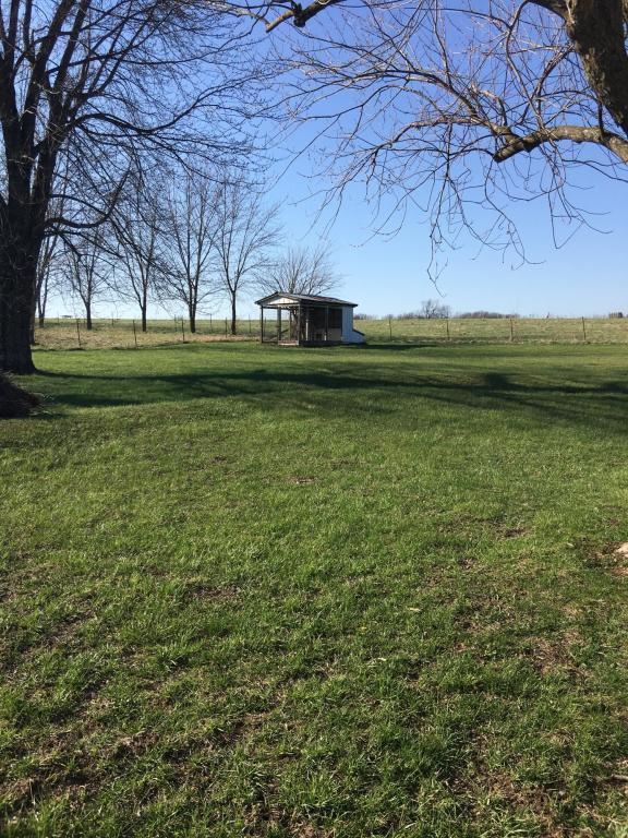 9397 Elliott Road, Mountain Grove, MO 65711