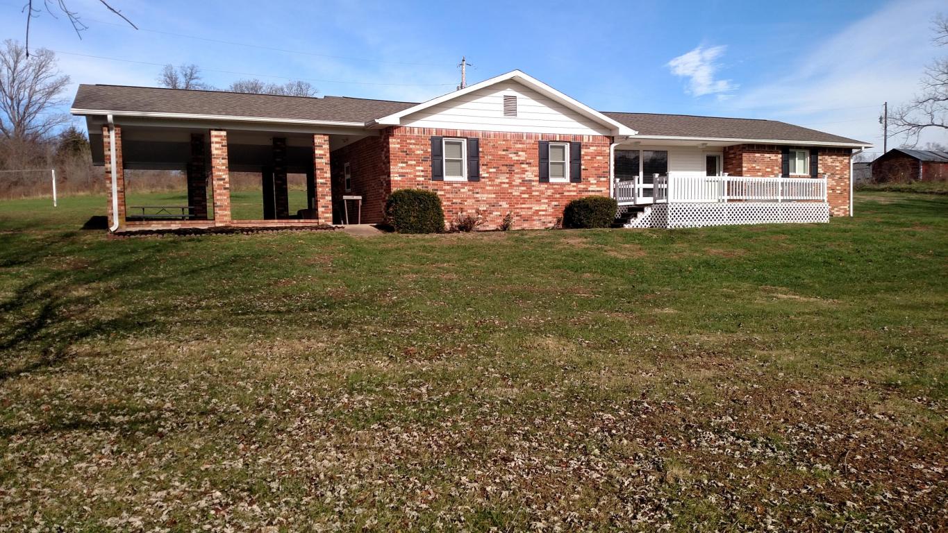 9153 N Highway, Mountain Grove, MO 65711