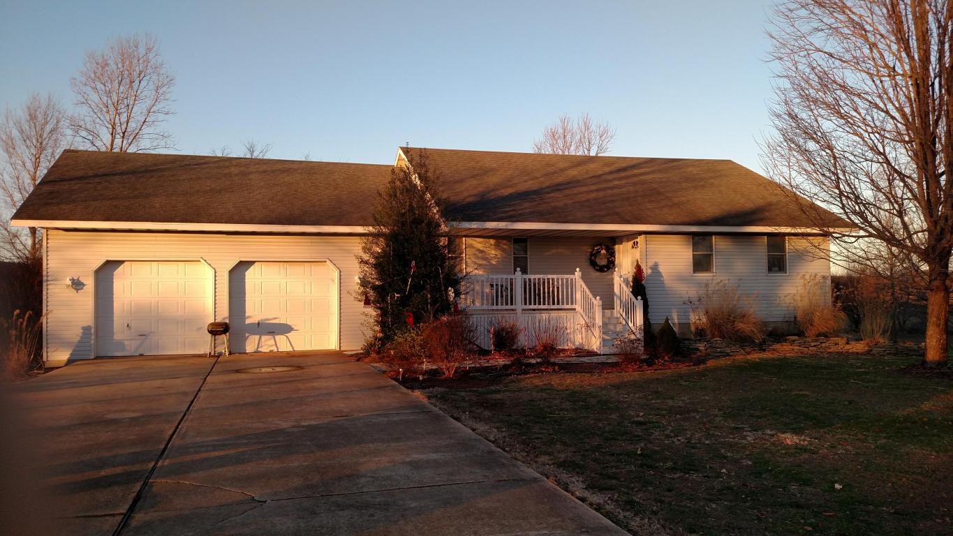 11499 Dunn Drive, Mountain Grove, MO 65711