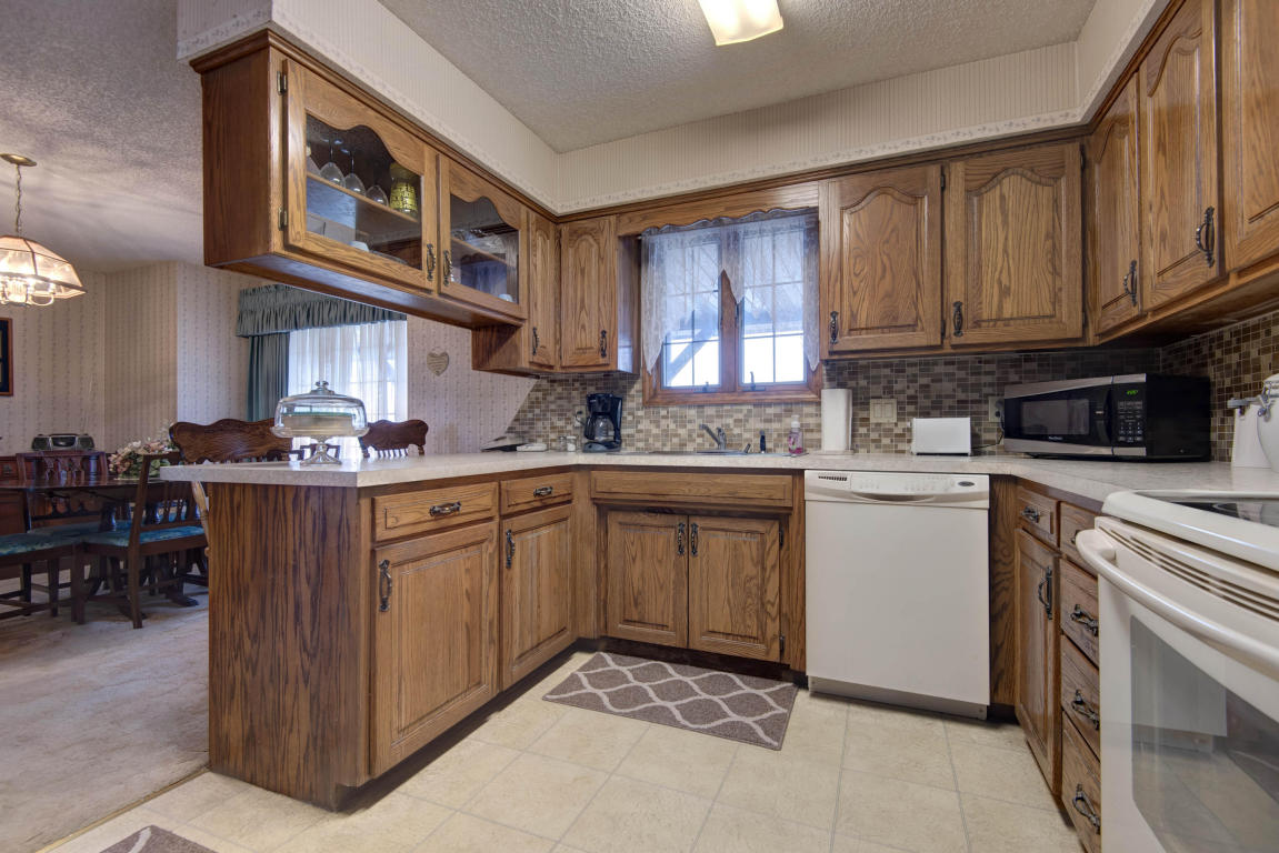 10527 Hwy 39, Mt Vernon, MO 65712