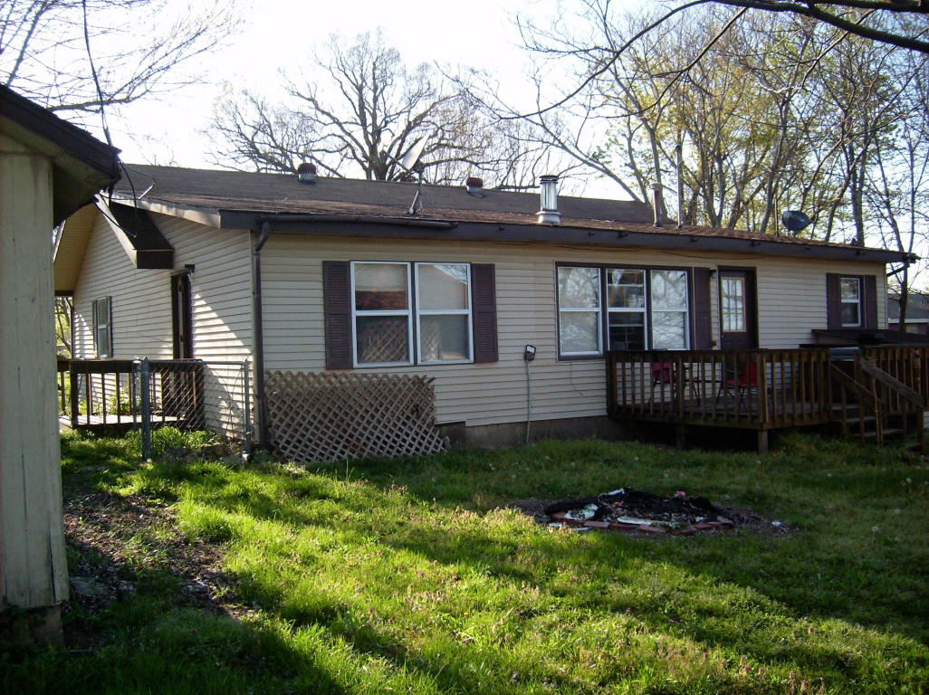 311 Fillmer Avenue, Niangua, MO 65713