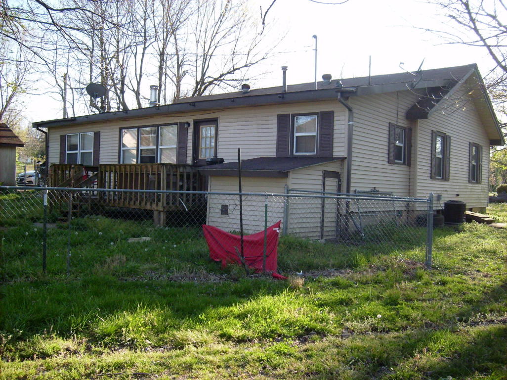 311 Fillmer Avenue, Niangua, MO 65713