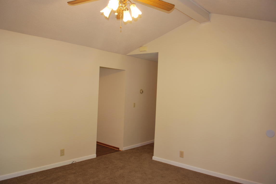 411 East Elm Street, Nixa, MO 65714